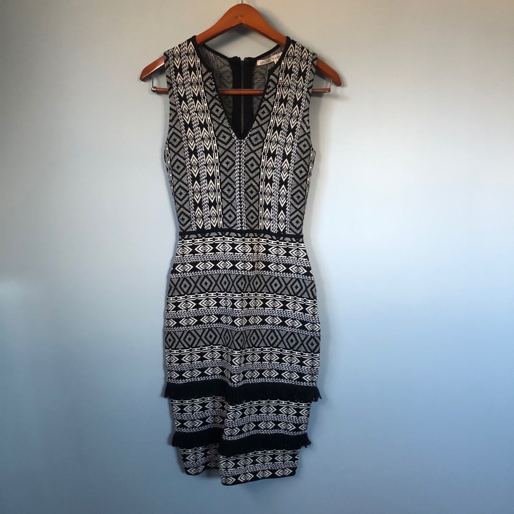 3/$30 Women’s Rachel Roy dress SM